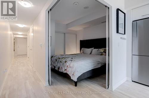 302 - 1630 Queen Street E, Toronto, ON - Indoor Photo Showing Bedroom