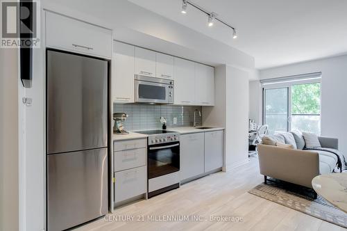 302 - 1630 Queen Street E, Toronto, ON - Indoor Photo Showing Kitchen With Stainless Steel Kitchen