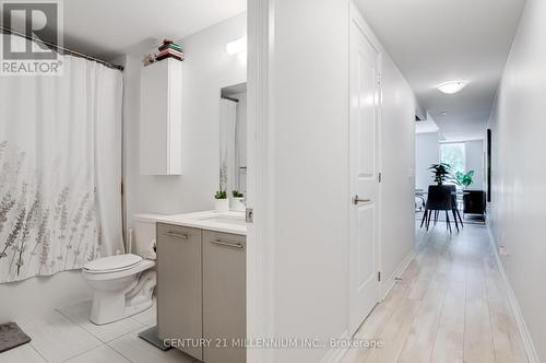 302 - 1630 Queen Street E, Toronto, ON - Indoor Photo Showing Bathroom