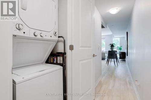 302 - 1630 Queen Street E, Toronto, ON - Indoor Photo Showing Laundry Room