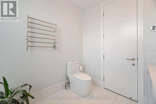 574 Stephens Crescent W, Oakville (Bronte East), ON - Indoor Photo Showing Bathroom