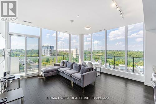 Ph 812 - 4208 Dundas Street W, Toronto, ON - Indoor Photo Showing Living Room