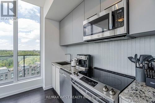 Ph 812 - 4208 Dundas Street W, Toronto, ON - Indoor Photo Showing Kitchen