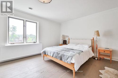 A - 1430 Hurontario Street, Mississauga, ON - Indoor Photo Showing Bedroom