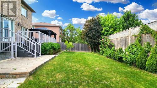 17 Creekview Avenue, Richmond Hill, ON - Outdoor