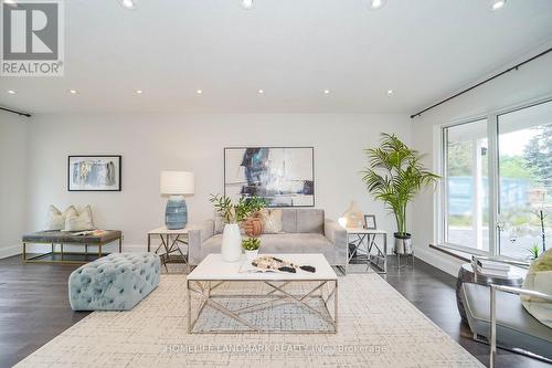 80 Kingslake Road, Toronto, ON - Indoor Photo Showing Living Room