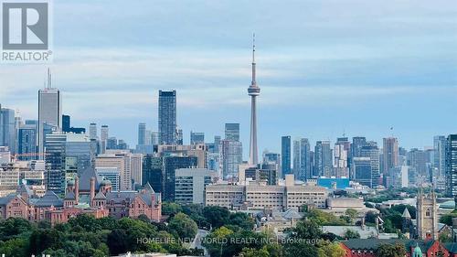 1601 - 200 Bloor Street W, Toronto (Annex), ON - Outdoor With View