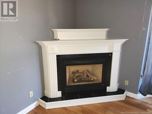 637 Douglas Avenue, Fredericton, NB - Indoor Photo Showing Living Room With Fireplace