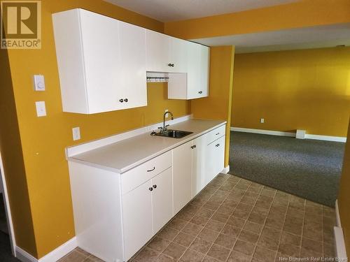 637 Douglas Avenue, Fredericton, NB - Indoor Photo Showing Kitchen