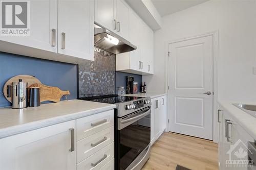 80 Jaguar Private Unit#I, Ottawa, ON - Indoor Photo Showing Kitchen With Upgraded Kitchen