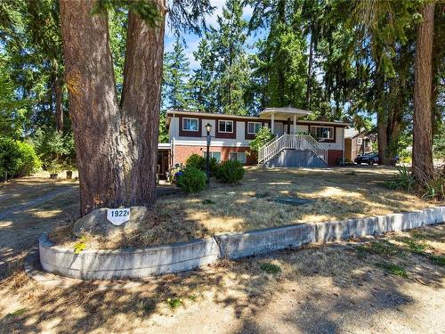 1922 Cedar Rd, Nanaimo, BC - Outdoor