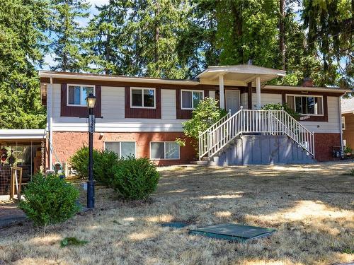 1922 Cedar Rd, Nanaimo, BC - Outdoor