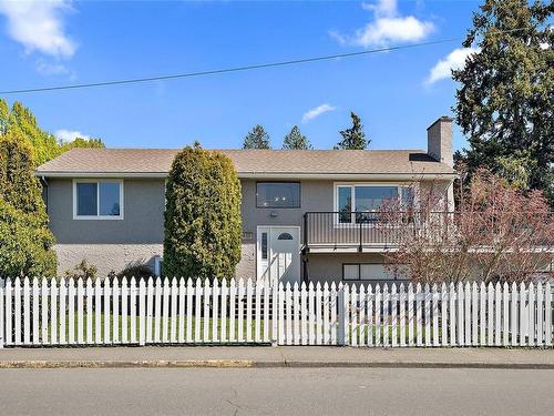 955 Hereward Rd, Victoria, BC 