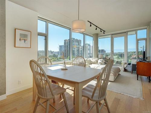 611-989 Johnson St, Victoria, BC - Indoor Photo Showing Dining Room