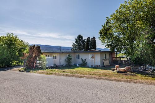 3083 Harwood Road, Lake Country, BC - Outdoor