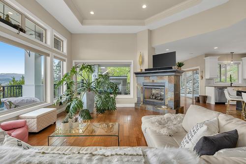 158 Terrace Hill Court, Kelowna, BC - Indoor Photo Showing Living Room With Fireplace