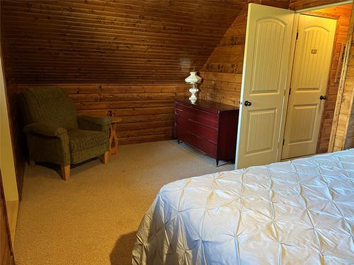 30-10250 Dee Lake Road, Lake Country, BC - Indoor Photo Showing Bedroom