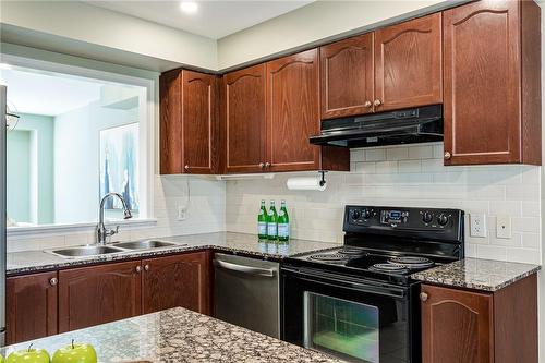 470 Beach Boulevard|Unit #67, Hamilton, ON - Indoor Photo Showing Kitchen With Double Sink