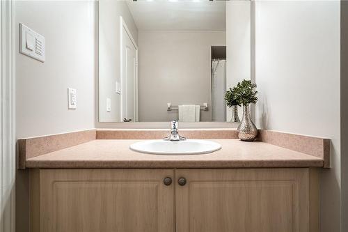 470 Beach Boulevard|Unit #67, Hamilton, ON - Indoor Photo Showing Bathroom