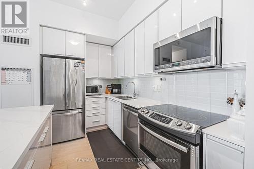 2405 - 10 Park Lawn Road, Toronto, ON - Indoor Photo Showing Kitchen With Double Sink