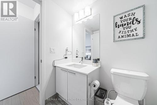 2405 - 10 Park Lawn Road, Toronto, ON - Indoor Photo Showing Bathroom