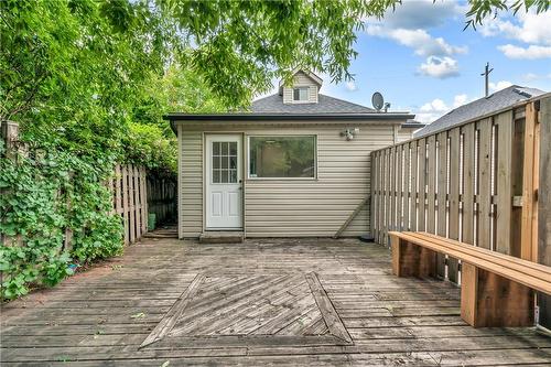 652 Upper Wellington Street, Hamilton, ON - Outdoor With Exterior