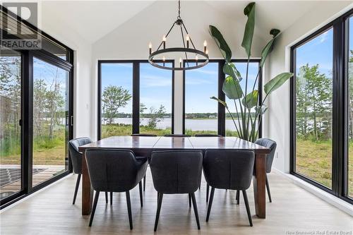 297 Pointe-A-Nicet Road, Grand-Barachois, NB - Indoor Photo Showing Dining Room