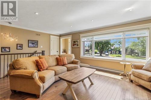 211 Shediac Road, Moncton, NB - Indoor Photo Showing Living Room