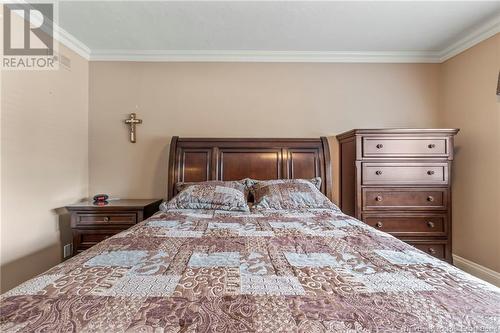 211 Shediac Road, Moncton, NB - Indoor Photo Showing Bedroom