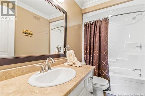 211 Shediac Road, Moncton, NB - Indoor Photo Showing Bathroom