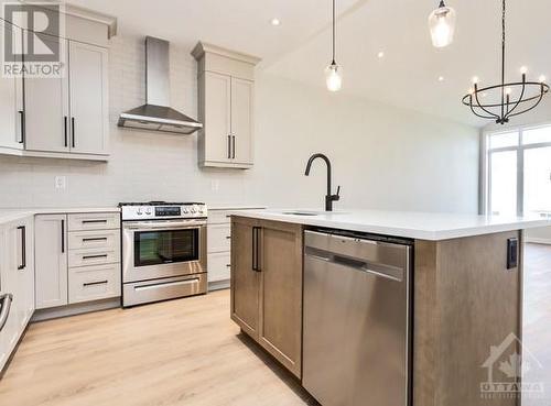 1489 Flanders Road, Brockville, ON - Indoor Photo Showing Kitchen With Upgraded Kitchen