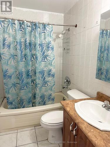 312 - 100 Leeward Glenway, Toronto, ON - Indoor Photo Showing Bathroom
