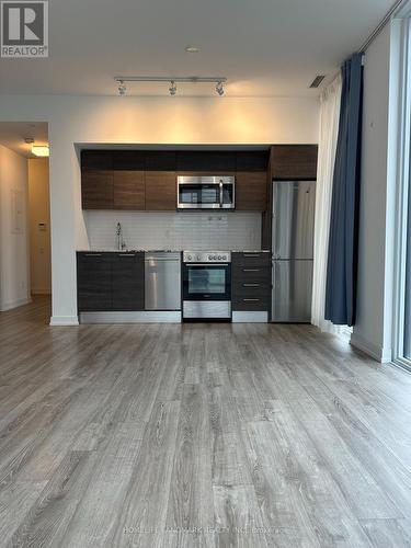 3109 - 28 Wellesley Street E, Toronto C08, ON - Indoor Photo Showing Kitchen