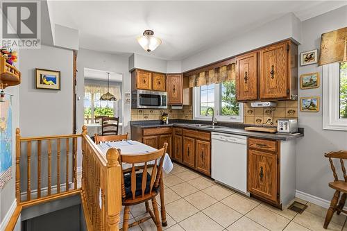 179 Chemin Cap Saint-Louis, Saint-Louis-De-Kent, NB - Indoor Photo Showing Kitchen With Double Sink