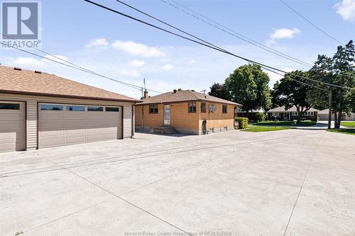 493 Bertha, Windsor, ON - Outdoor