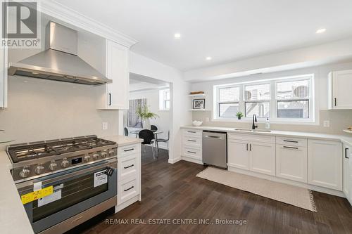 298 South Kingsway S, Toronto, ON - Indoor Photo Showing Kitchen With Upgraded Kitchen