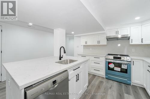 298 South Kingsway S, Toronto, ON - Indoor Photo Showing Kitchen With Upgraded Kitchen