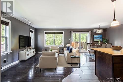 343 Dolbeau Street, Dieppe, NB - Indoor Photo Showing Living Room