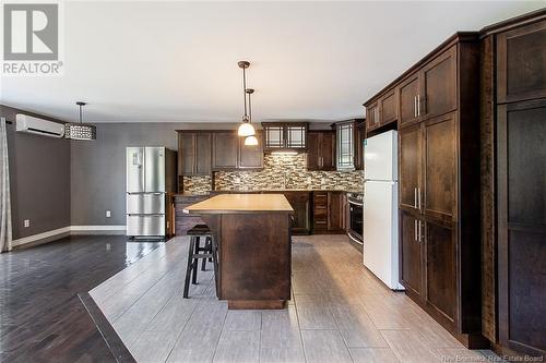 343 Dolbeau Street, Dieppe, NB - Indoor Photo Showing Kitchen With Upgraded Kitchen