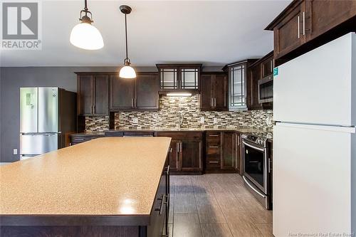 343 Dolbeau Street, Dieppe, NB - Indoor Photo Showing Kitchen With Upgraded Kitchen