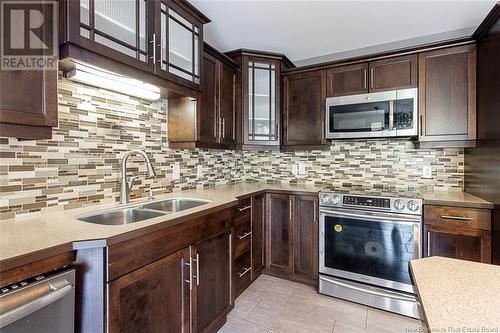 343 Dolbeau Street, Dieppe, NB - Indoor Photo Showing Kitchen With Double Sink With Upgraded Kitchen