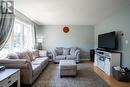 186 Commercial Street, Welland, ON  - Indoor Photo Showing Living Room 