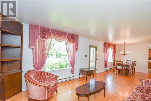 8150 Saint-Paul Street, Bas-Caraquet, NB - Indoor Photo Showing Living Room