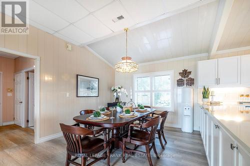 46 Lakeview Boulevard, Kawartha Lakes (Little Britain), ON - Indoor Photo Showing Dining Room