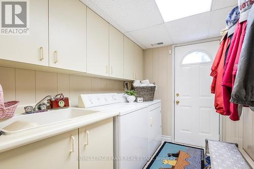 46 Lakeview Boulevard, Kawartha Lakes (Little Britain), ON - Indoor Photo Showing Laundry Room