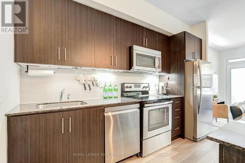 140 - 50 Carnation Avenue, Toronto, ON - Indoor Photo Showing Kitchen With Stainless Steel Kitchen