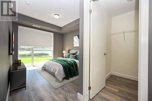 102 - 168 Sabina Drive, Oakville, ON - Indoor Photo Showing Bedroom