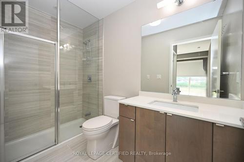 102 - 168 Sabina Drive, Oakville, ON - Indoor Photo Showing Bathroom