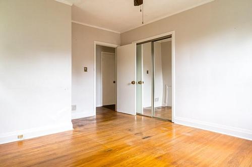 11 Cameron Drive, Ancaster, ON - Indoor Photo Showing Other Room