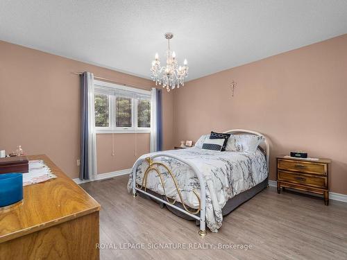 123 Corner Ridge Rd, Aurora, ON - Indoor Photo Showing Bedroom